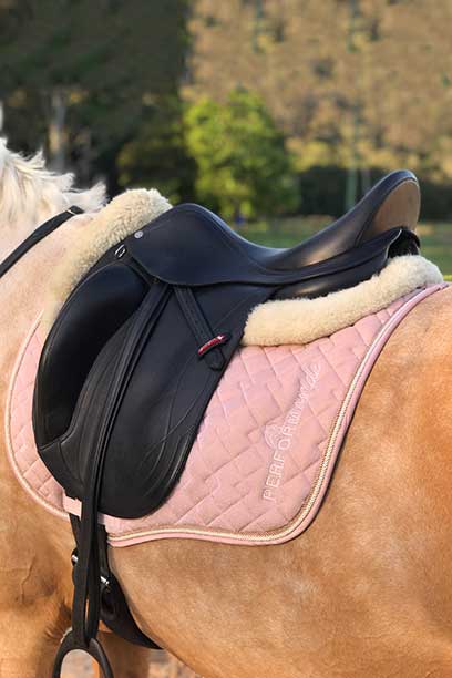 liquid glitter jump saddle pad pink left side close up performa ride